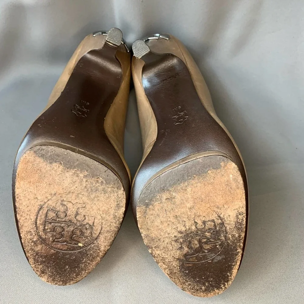 Tory Burch Platform Heels.‎ Size 9
